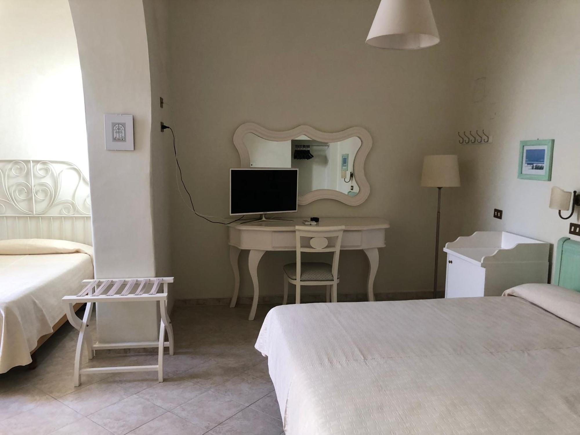 Hotel Dania ソレント エクステリア 写真
