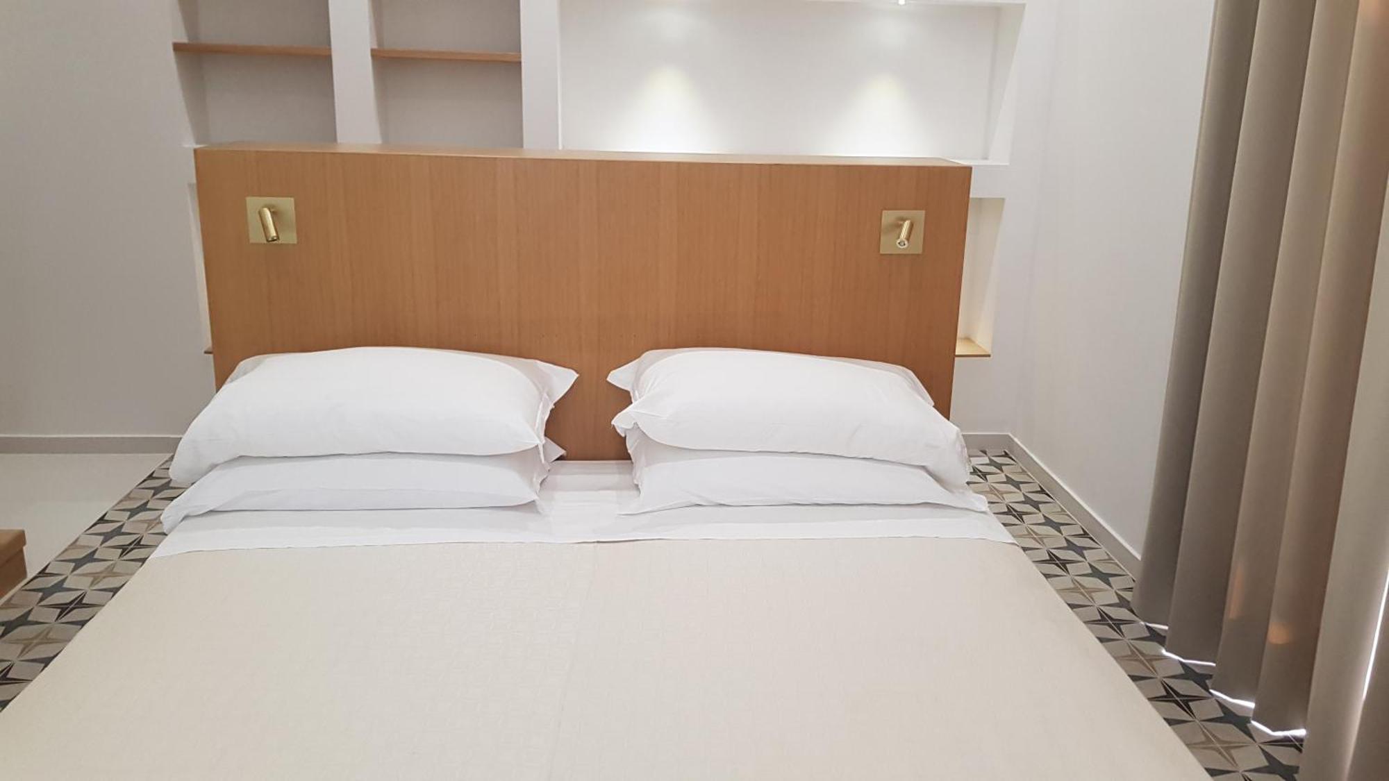 Hotel Dania ソレント エクステリア 写真