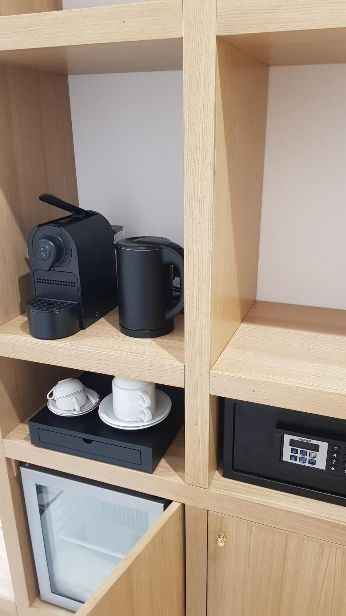 Hotel Dania ソレント エクステリア 写真